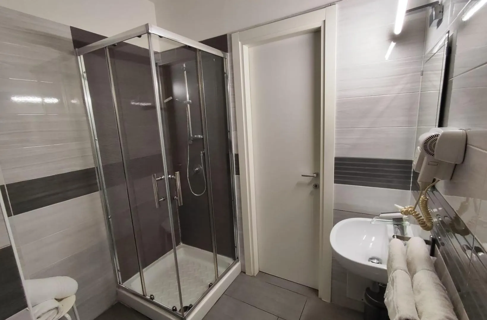 Hotel Living Casoria 3*,  Italy