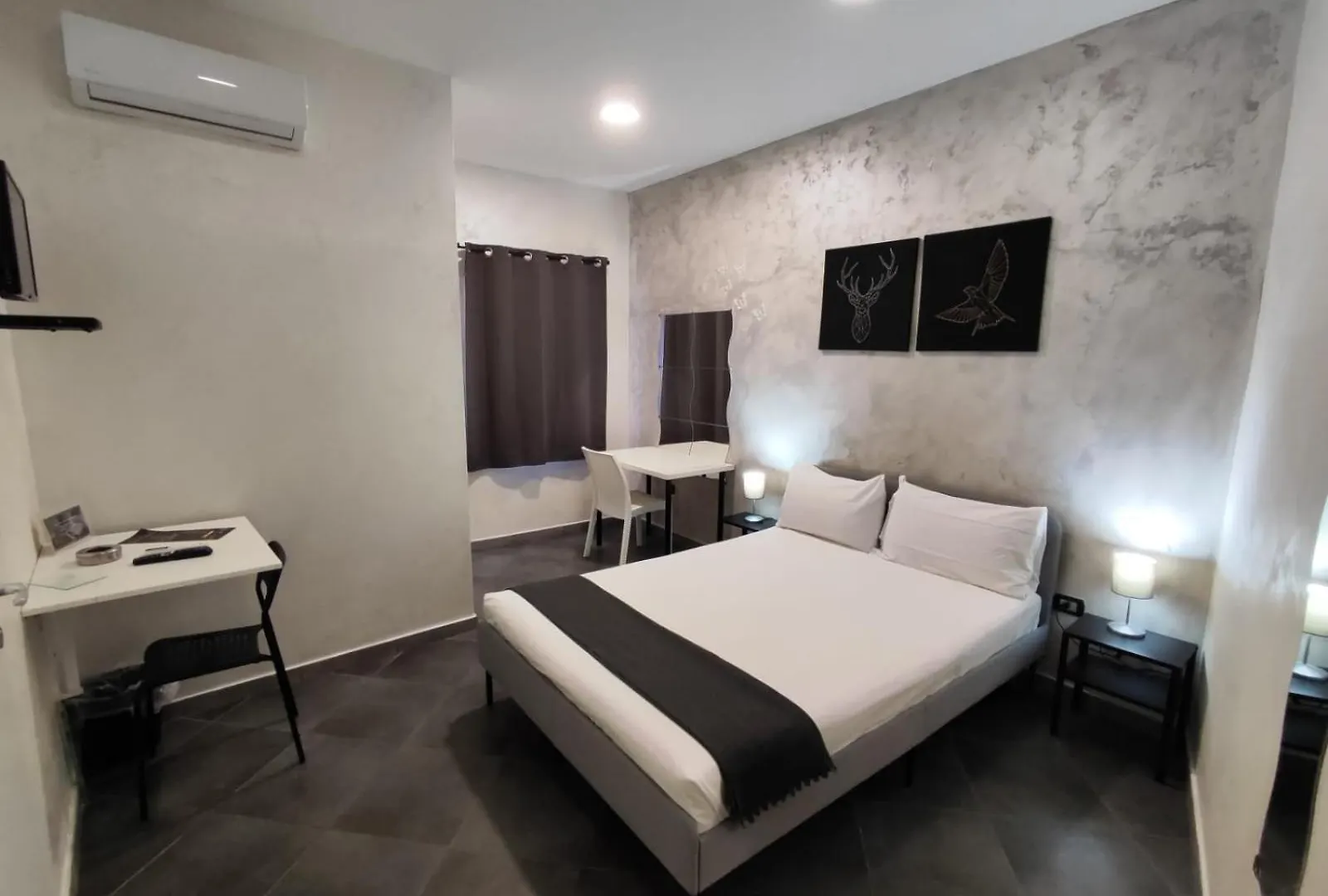 Hotel Living Casoria 3*,